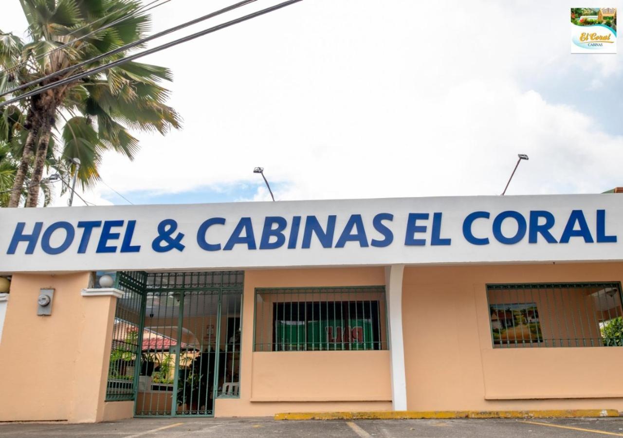 Hotel Y Cabinas El Coral Jaco Bagian luar foto