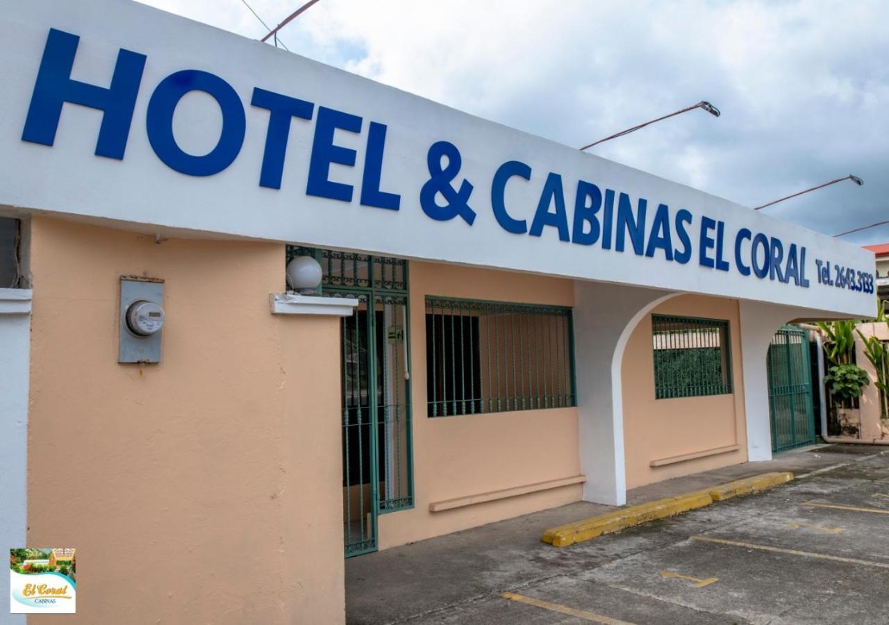 Hotel Y Cabinas El Coral Jaco Bagian luar foto